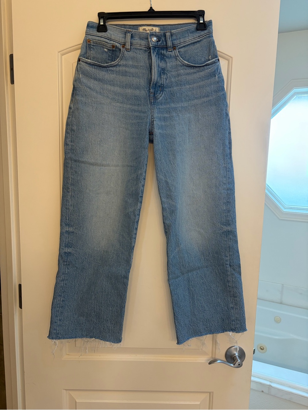 The Perfect Vintage Wide-Leg Crop Jean - Picture 4 of 5